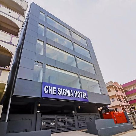 Super Townhouse Che Sigma Hotell Hyderabad Eksteriør bilde
